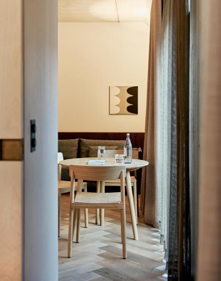 Hotel Karl August - A Neighborhood 4*